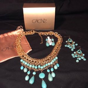 Cache necklace and two pair of earrings